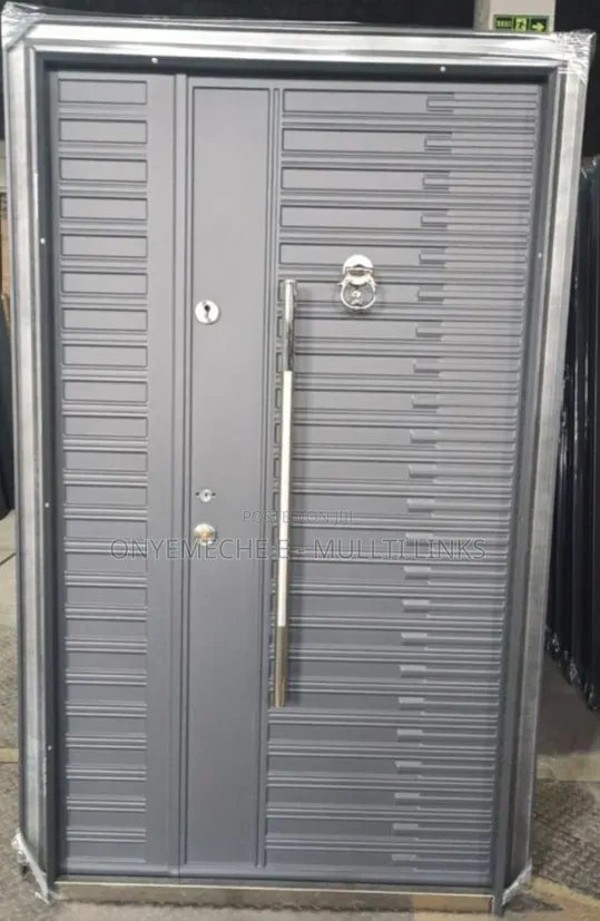 Turkish-Made Security Door Features a Vertical Handle Ring Knocker