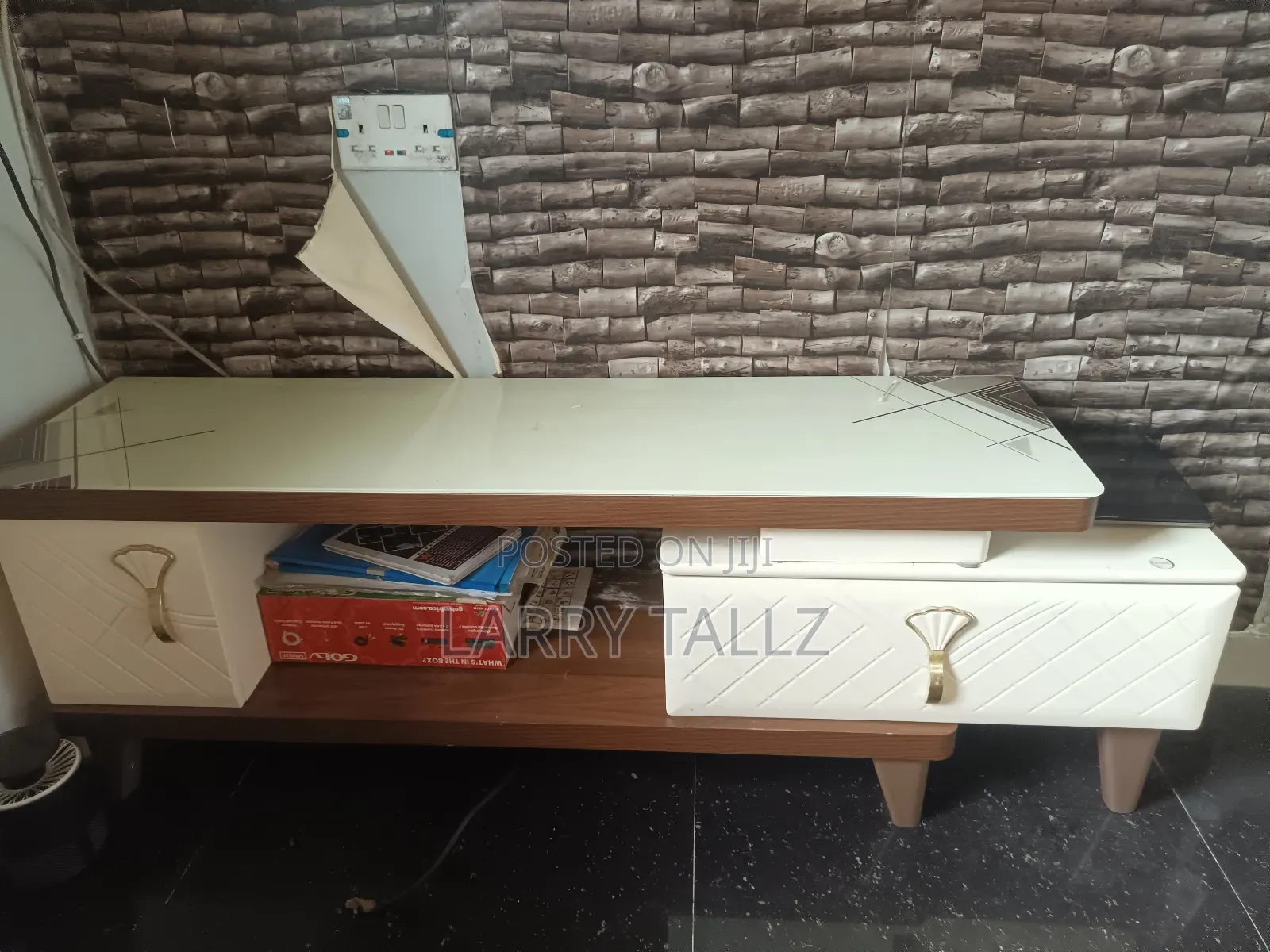 Modern Tv Stand / Tv Console Cabinet
