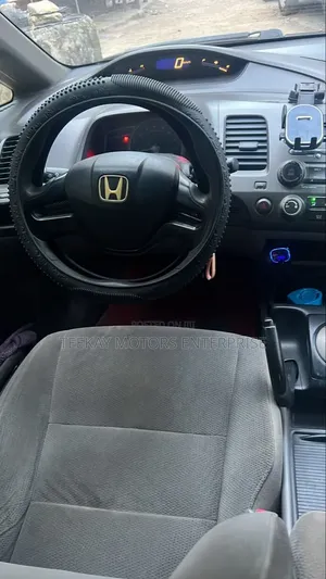 Honda Civic Sedan LX Automatic 2006 Red