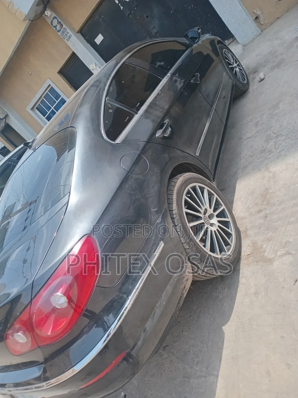 Volkswagen Passat 2008 Gray