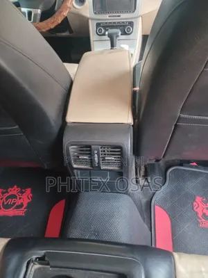 Volkswagen Passat 2008 Gray