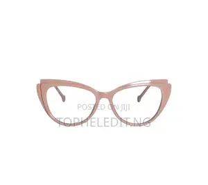 Luxury Nude Cat Eye Fashion Glasses for Women