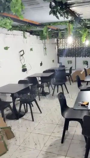 Imported Restaurant Set With 4 Chairs
