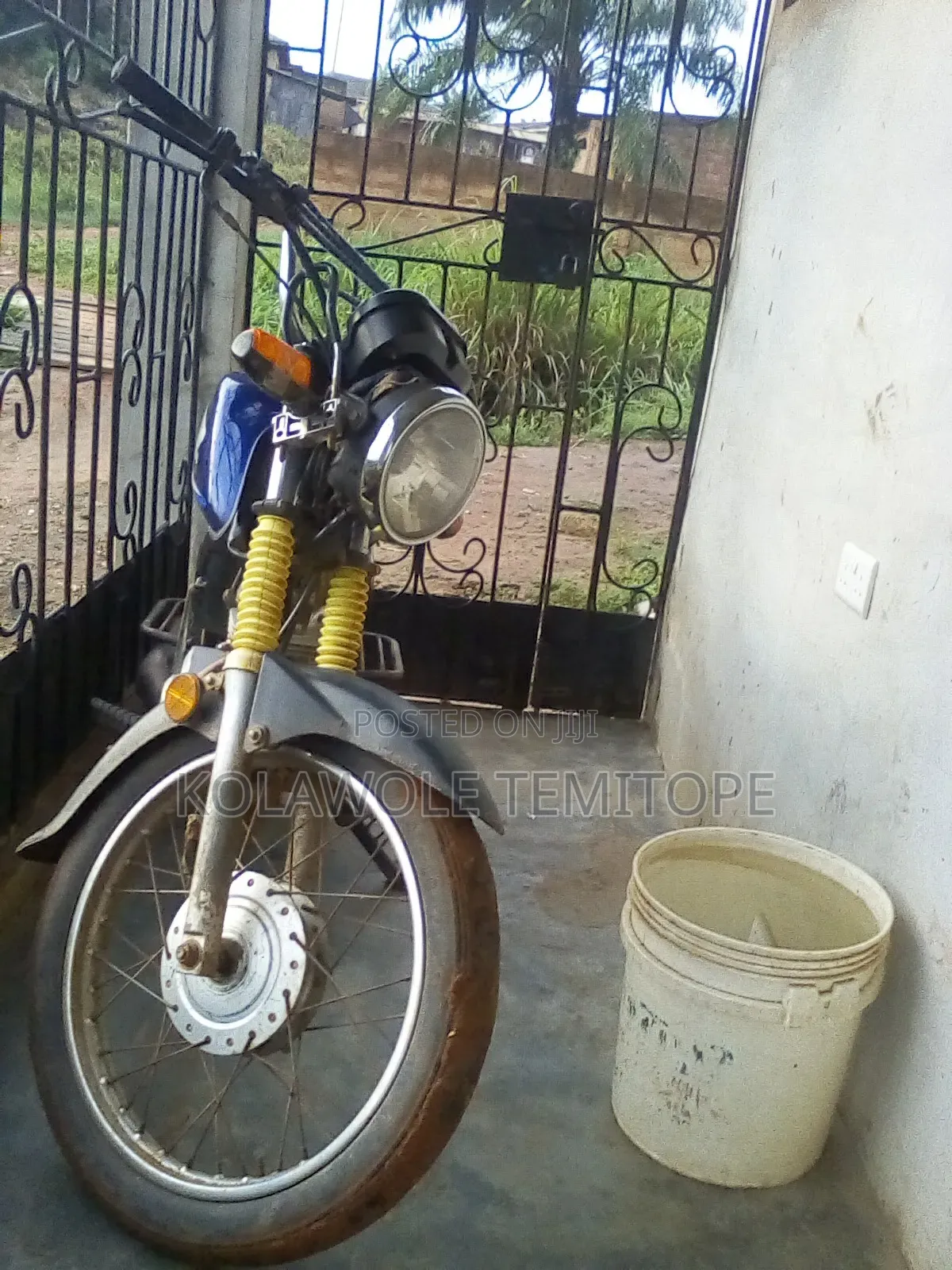 Honda 2011 Blue