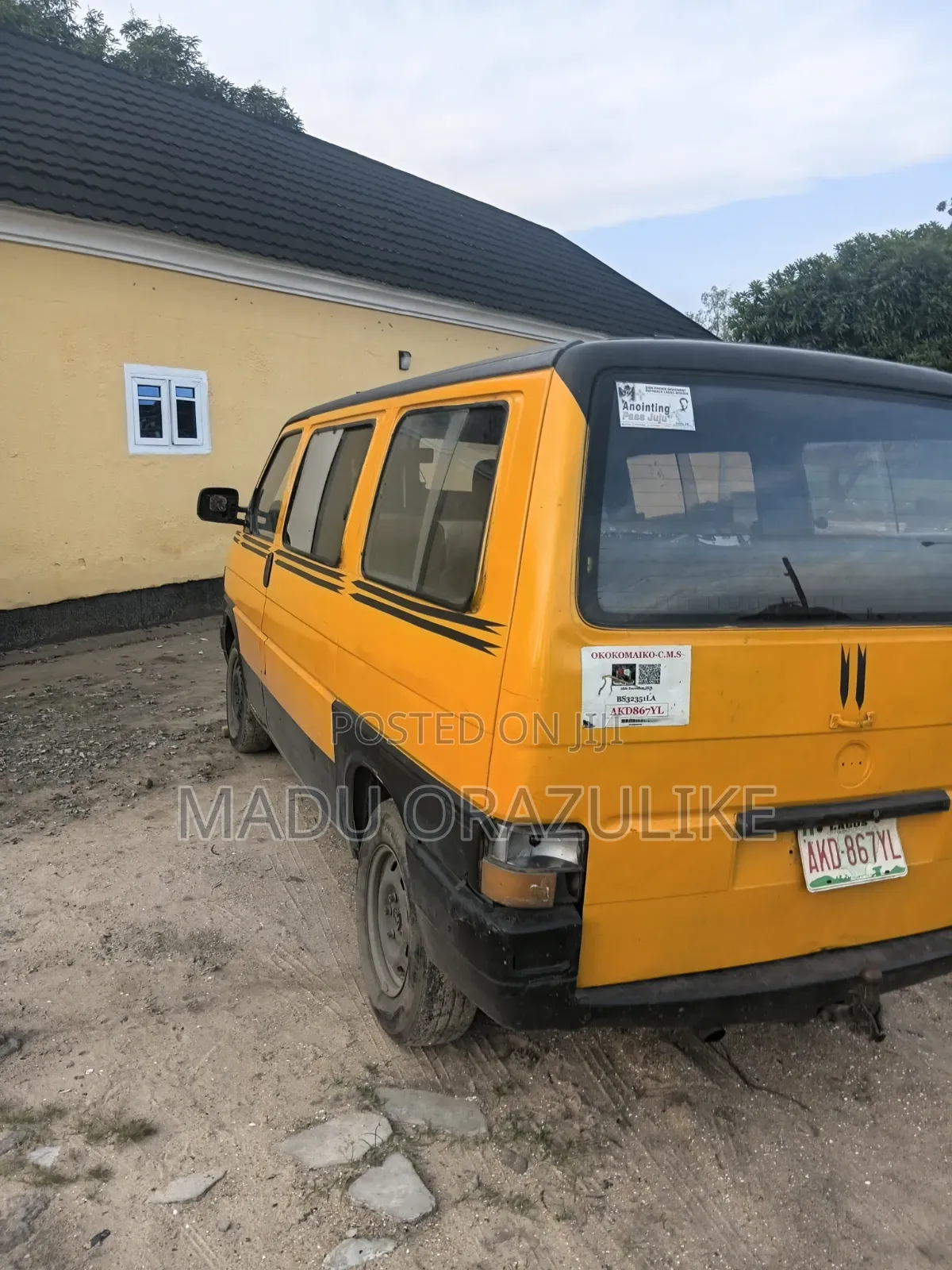 Volkswagen Transporter 2005 Yellow