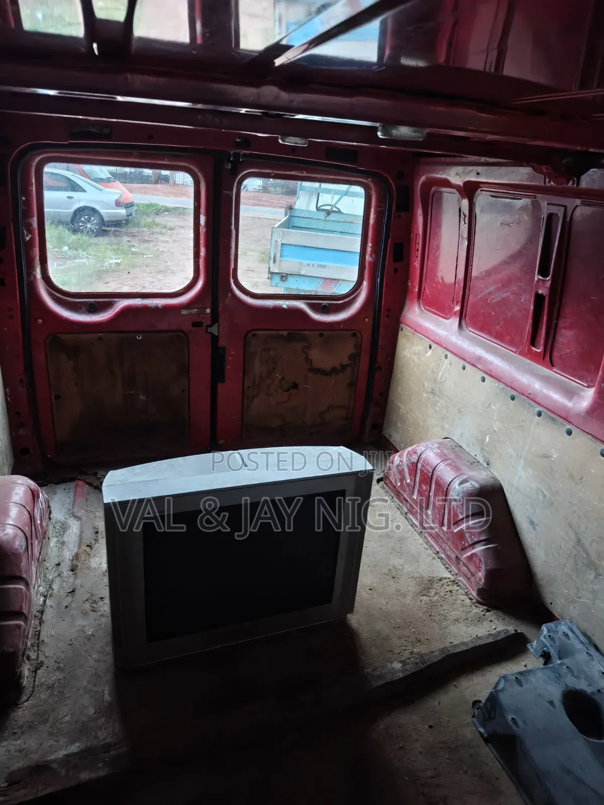Ford Transit 2008 Red