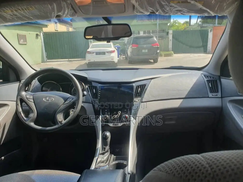 Hyundai Sonata 2013 Black