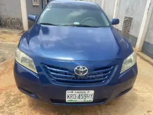Toyota Camry LE 4dr Sedan (2.4L 4cyl 5A) 2007 Blue