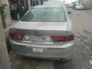 Honda Accord 2006 Silver