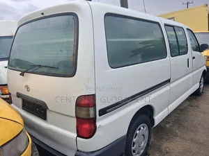 Toyota HiAce 2008 White