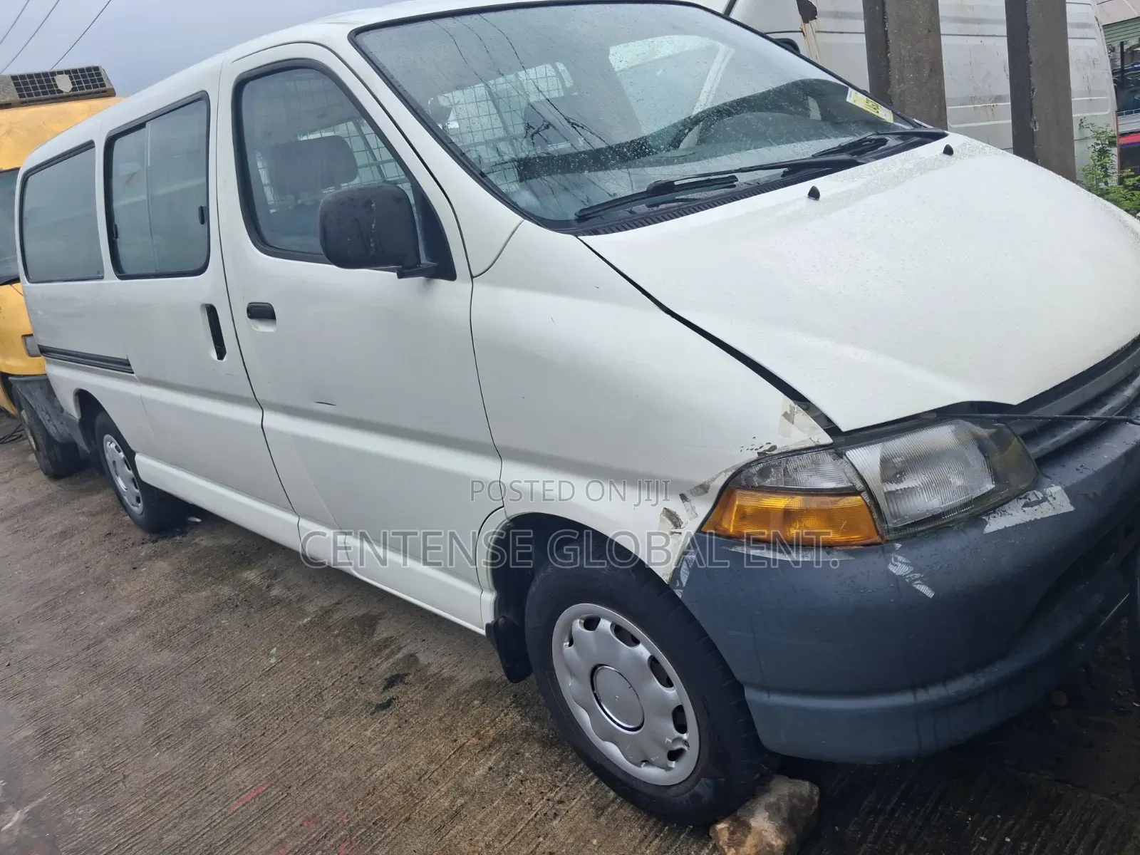 Toyota HiAce 2008 White