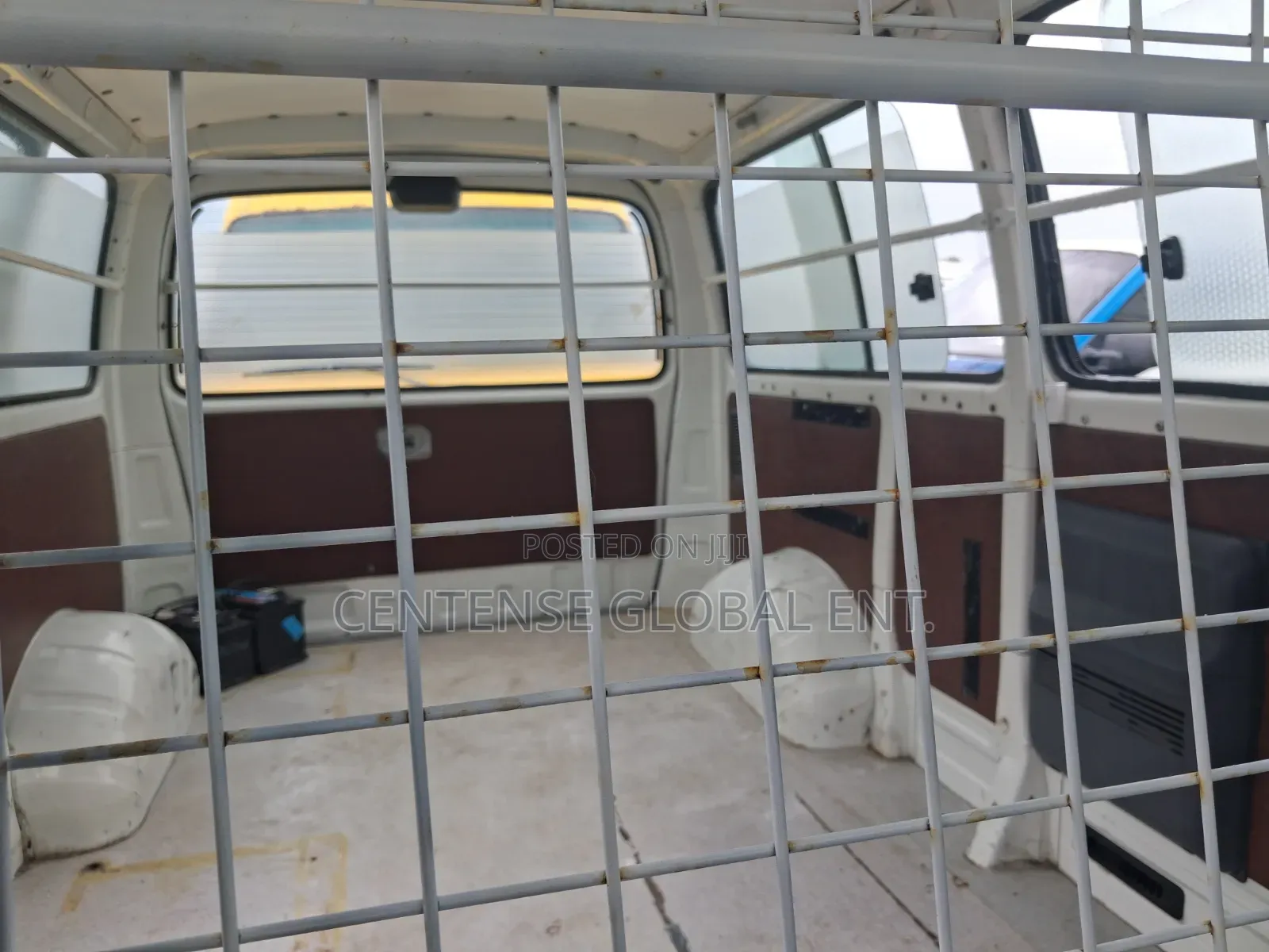Toyota HiAce 2008 White