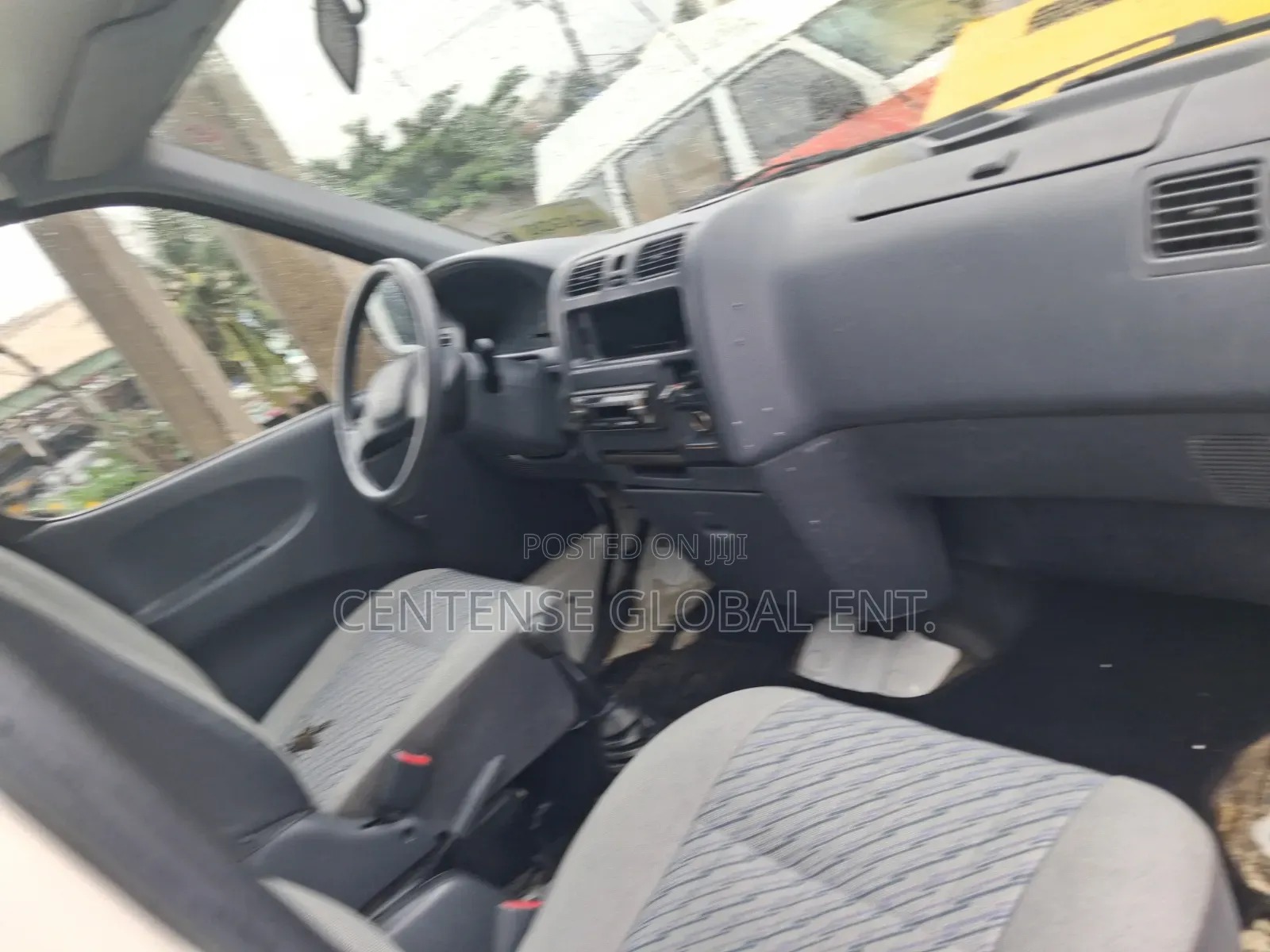 Toyota HiAce 2008 White