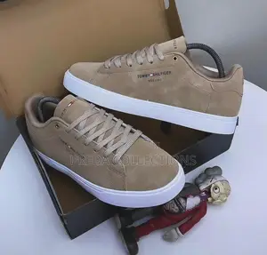 Brown Tommy