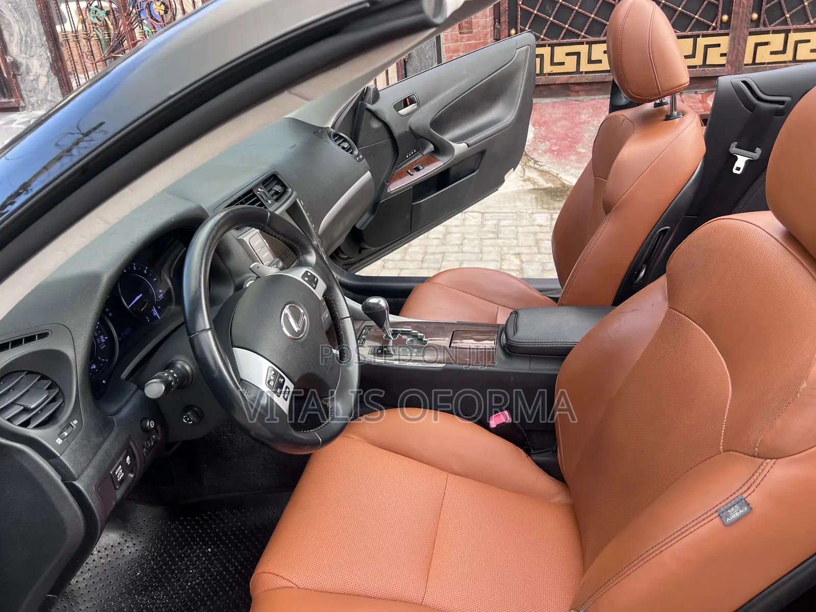 Lexus IS 350 C 2011 Black
