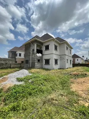 4bdrm Duplex in Lugbe District for sale