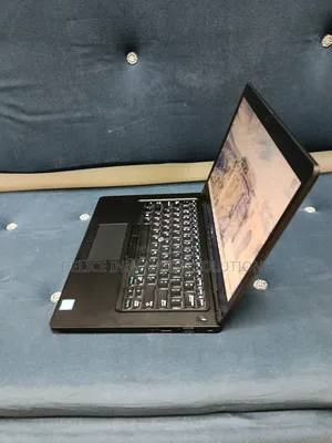 Laptop Dell Latitude 5490 8GB Intel Core i7 SSD 256GB