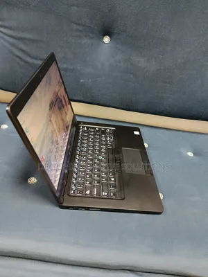 Laptop Dell Latitude 5490 8GB Intel Core i7 SSD 256GB