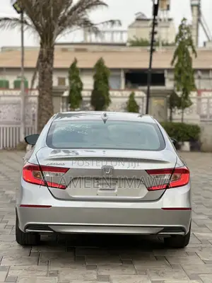 Honda Accord 2019 Silver
