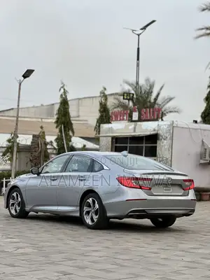 Honda Accord 2019 Silver