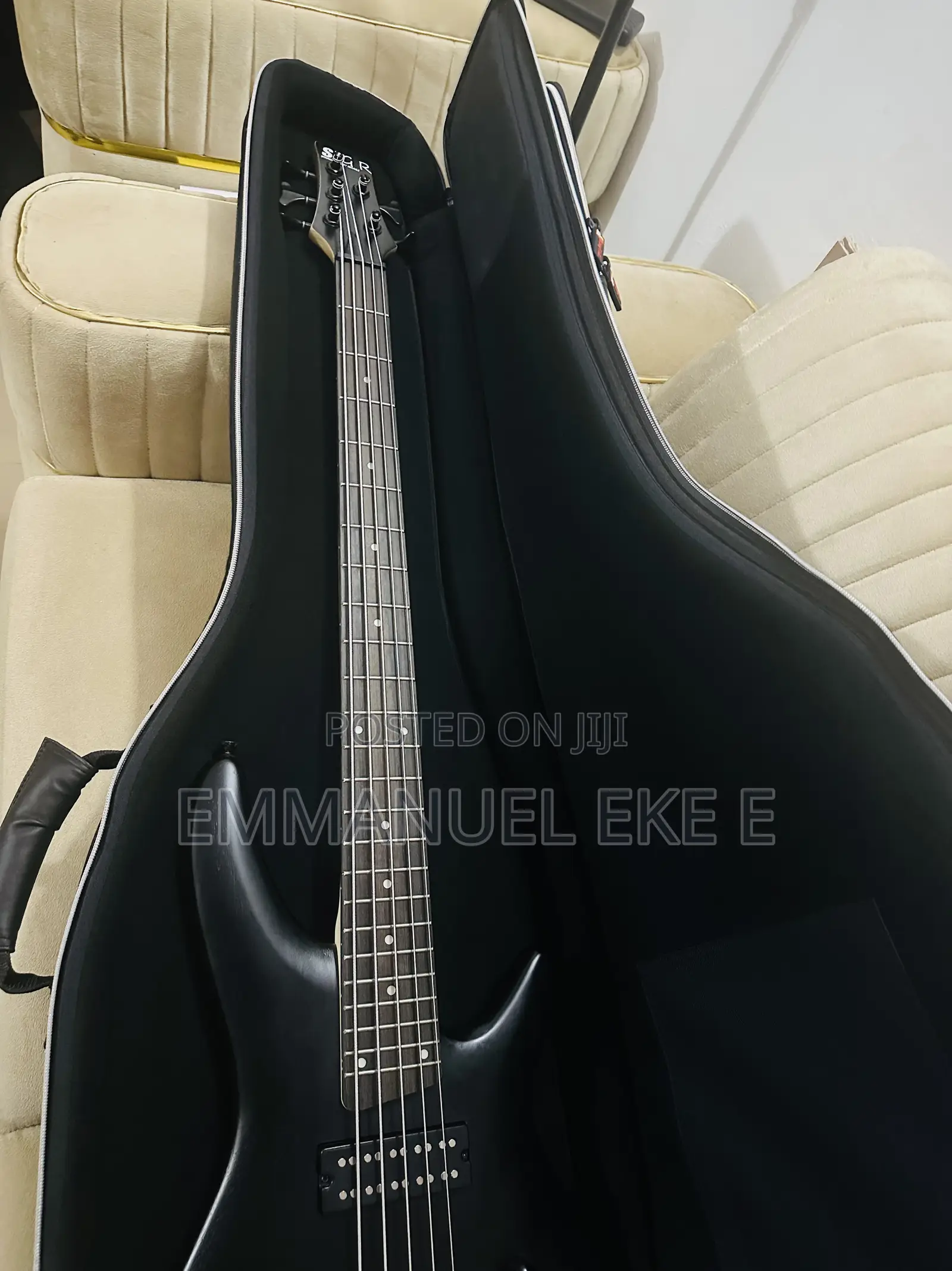Ibanez 5-String Active Bass Guitar – Premium Sound + Preamp Switch