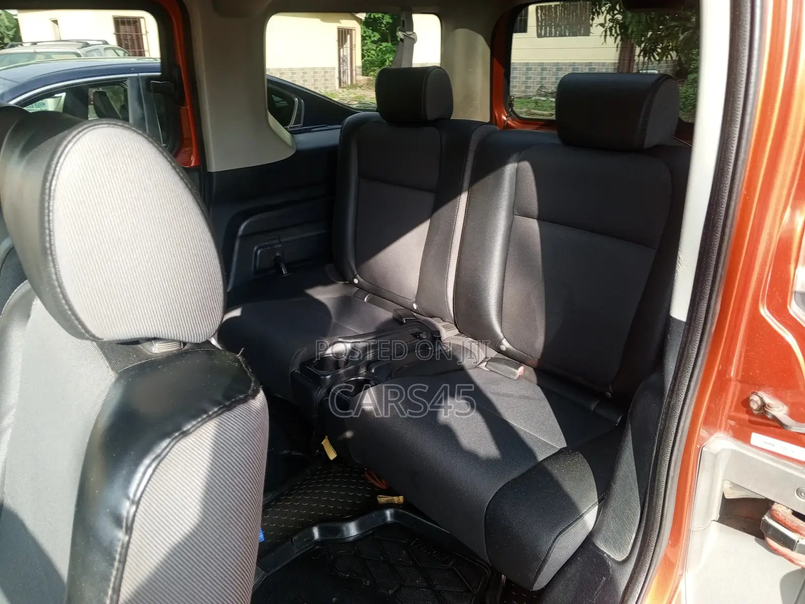Honda Element LX 2004 Ivory