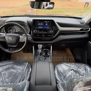 Toyota Highlander XLE 2021 Black