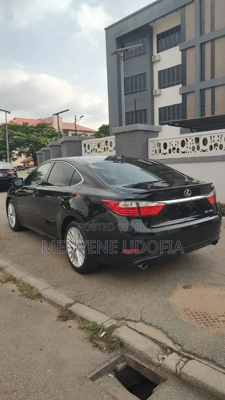 Lexus ES 2014 Black