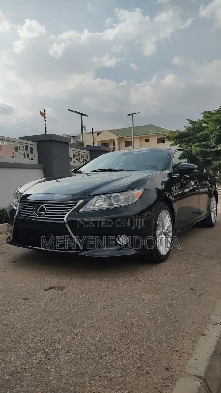 Lexus ES 2014 Black