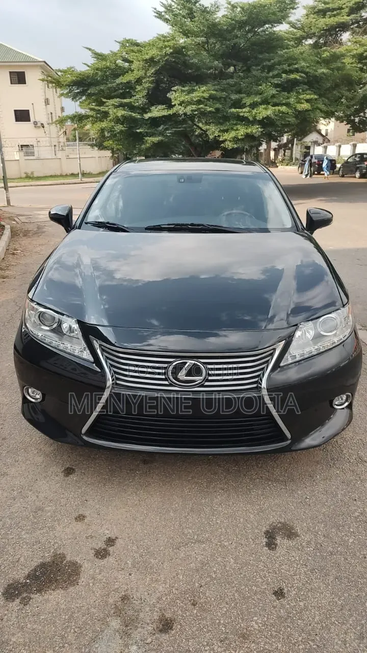 Lexus ES 2014 Black