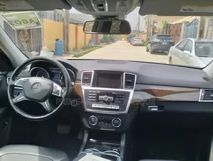 Mercedes-Benz M Class 2015 Black