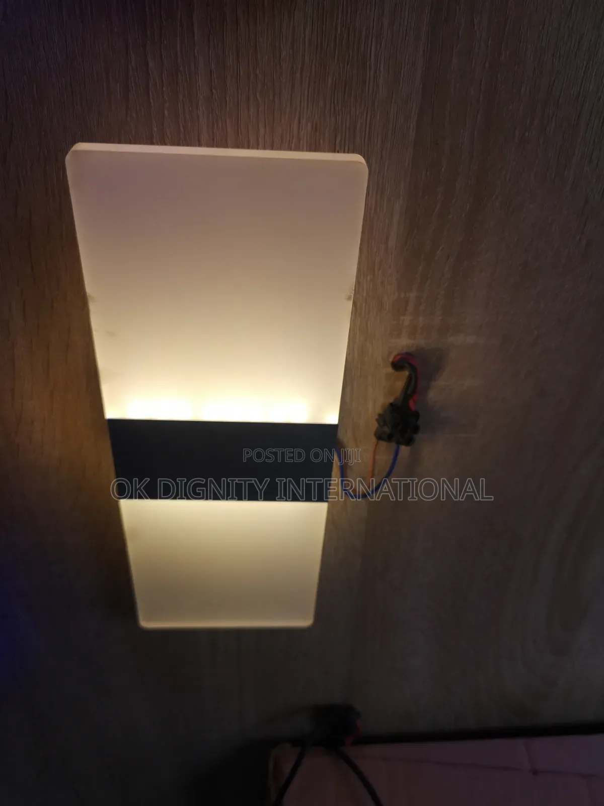 Modern Led Wall Light – Luxury Indoor Wall Lamp