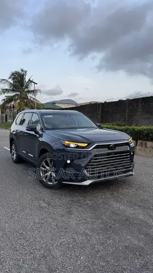Toyota Highlander Limited AWD 2024 Blue