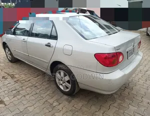 Toyota Corolla 2004 Silver
