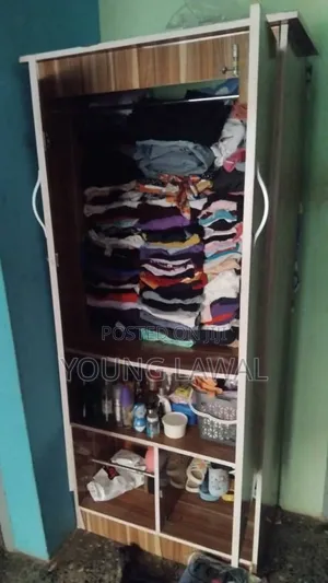 Neatly Used Wardrobe