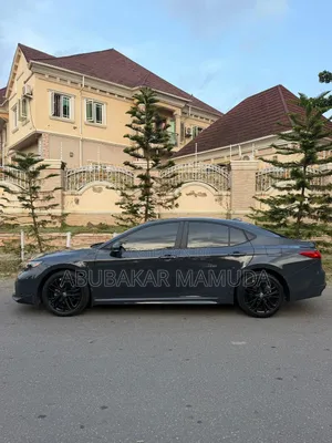 Toyota Camry 2025 Gray