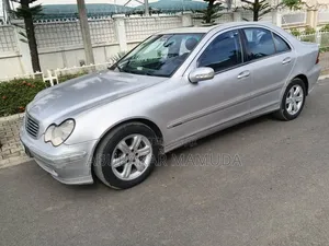 Mercedes-Benz C230 2005 Silver