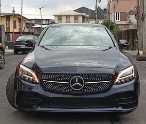 Mercedes-Benz C300 2020 Blue