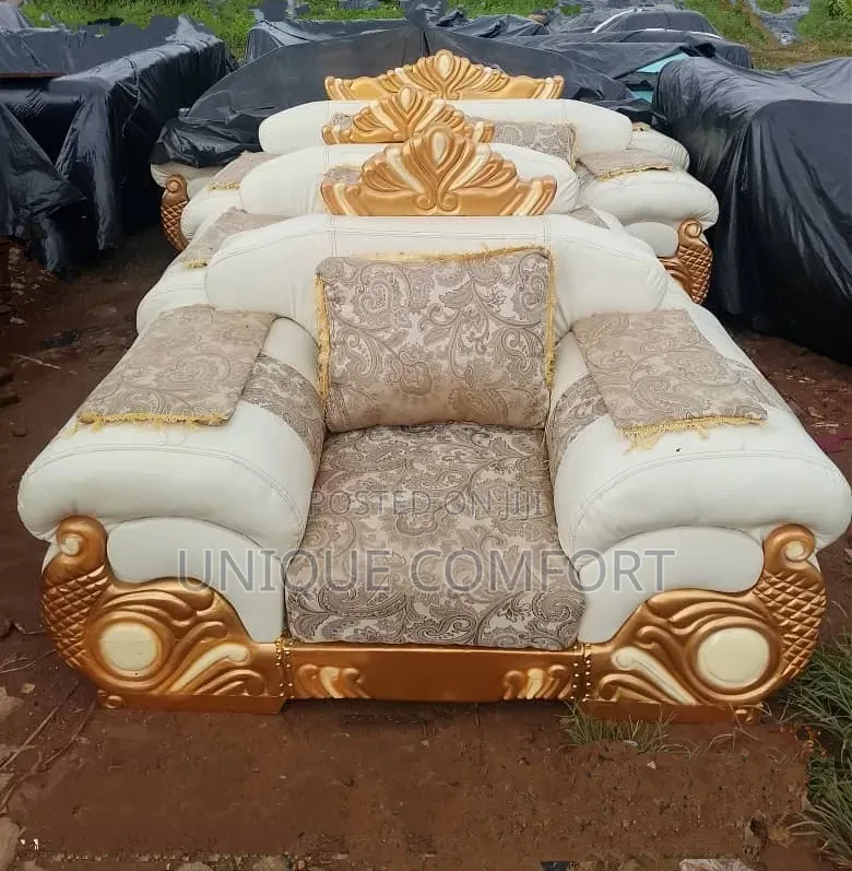 7 Seaters Royal Leather Sofa Set With Throw Pillows Like New