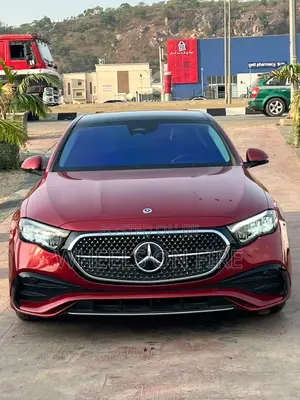 Mercedes-Benz E350 2025 Red