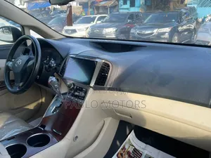 Toyota Venza 2011 Brown