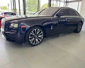 Rolls-Royce Ghost 2019 Blue