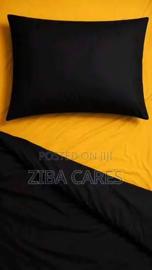 Combination of Black and Yellow Beddings Set With Duvet ,Pillowcase