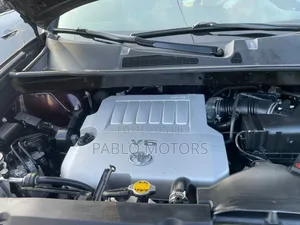 Toyota Highlander Limited 2012 Gray