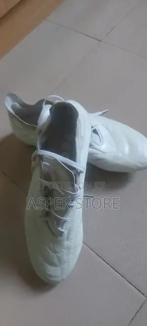 It's Nice and Strong Soccer Boot but Is Used