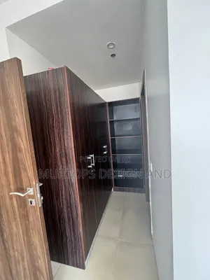 2bdrm Apartment in Lekki Phase 1 for rent