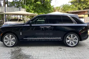New Rolls-Royce Cullinan 2025 Black