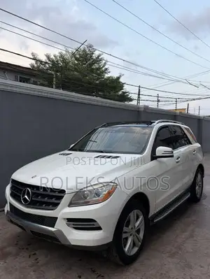 Mercedes-Benz M Class ML350 4MATIC 4dr SUV AWD (3.5L 6cyl 7A) 2014