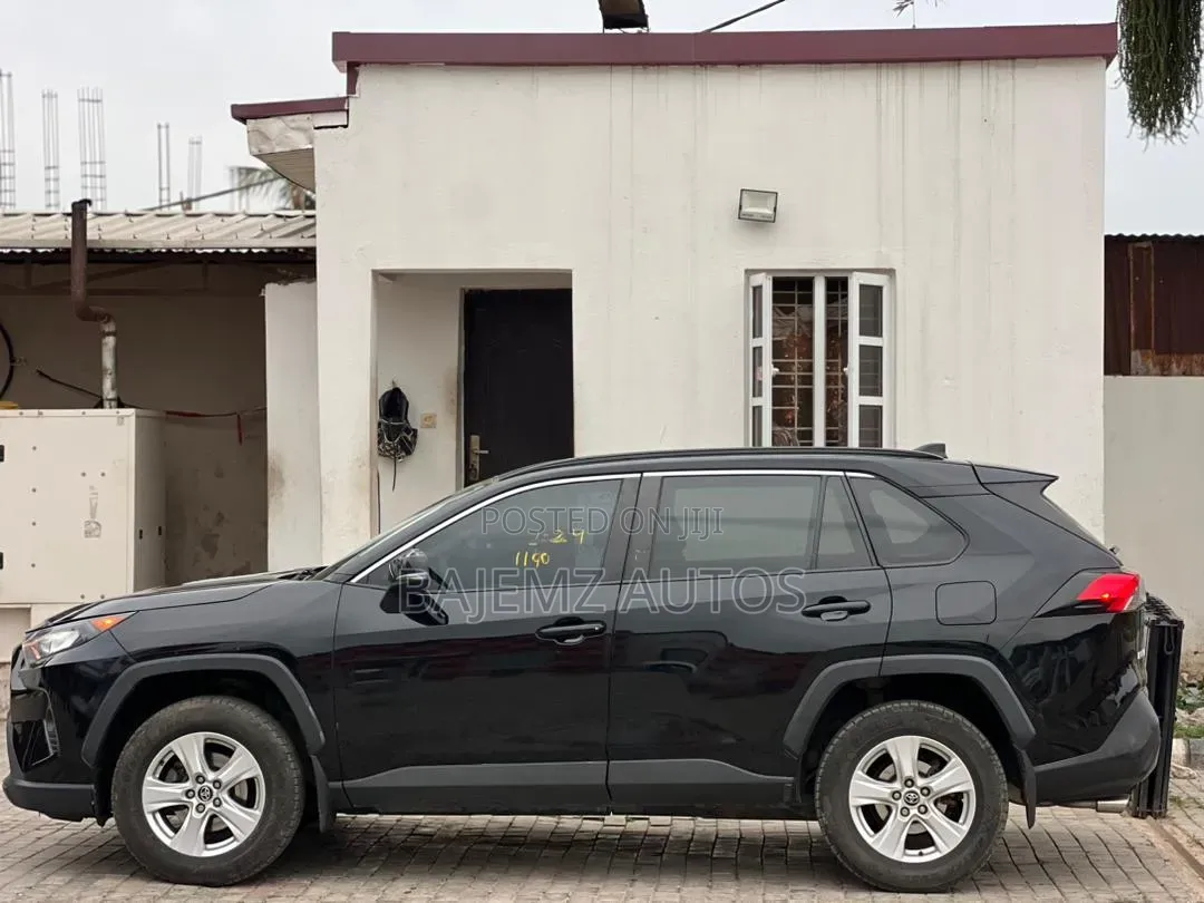 Toyota RAV4 2019 Black