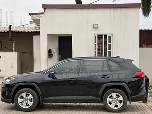 Toyota RAV4 2019 Black
